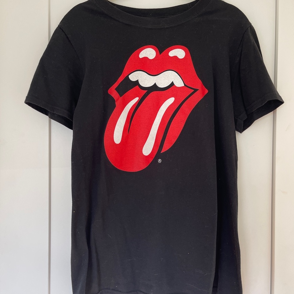 Rollingstones t-shirt. Size small. 100% cotton.